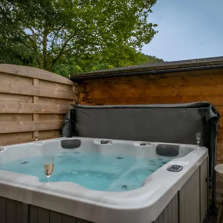 Hébergement de vacances La Vieille Ferme Et Son Jacuzzi