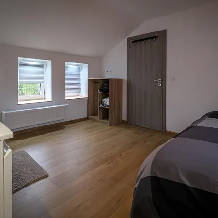 La Vieille Ferme Et Son Jacuzzi Сasa de vacaciones *